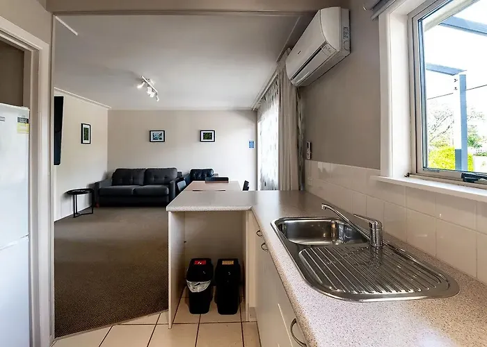 Ripple Motel